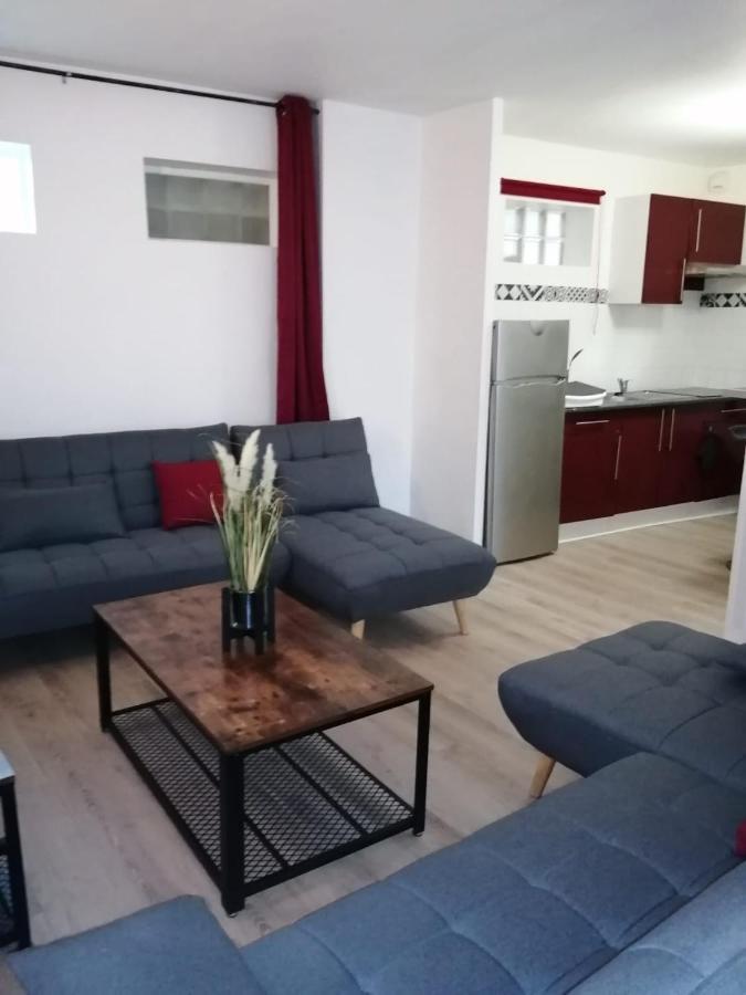 דירות פואטייה Appatement T3 Meuble A Neuf מראה חיצוני תמונה